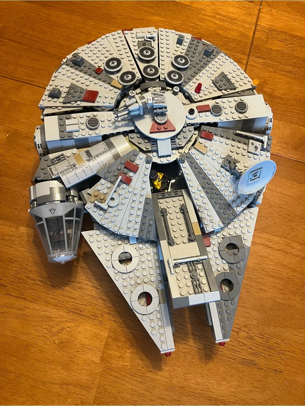 Lego Star Wars Millennium Falcon Lego 75257 retired